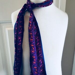 - Vintage Liz Claiborne Scarf